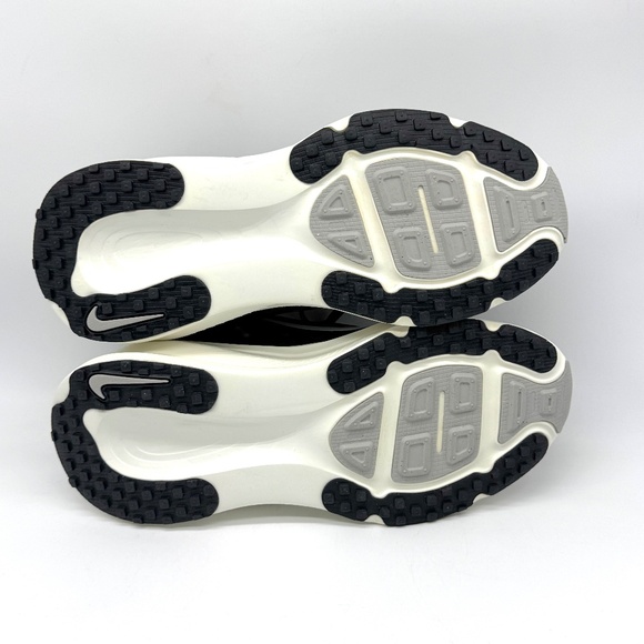 Nike Vomero 18 Youth 5.5Y / Womens 7 Black Shoes New Running HQ2157-004 - Picture 8 of 11